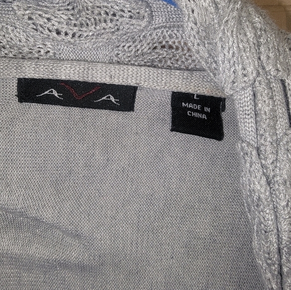 Misses sz L Ava Gray  open Cardigan sweater longer sides detailed material - Picture 5 of 5
